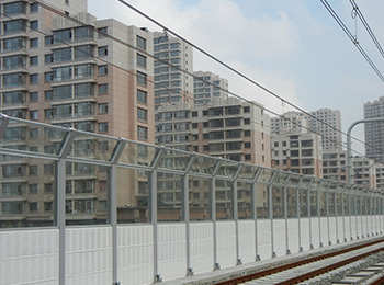公路聲屏障