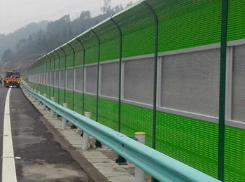 公路聲屏障