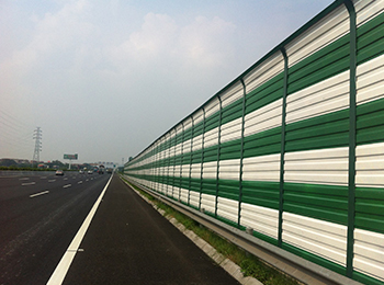公路聲屏障