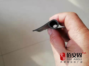 單管.jpg
